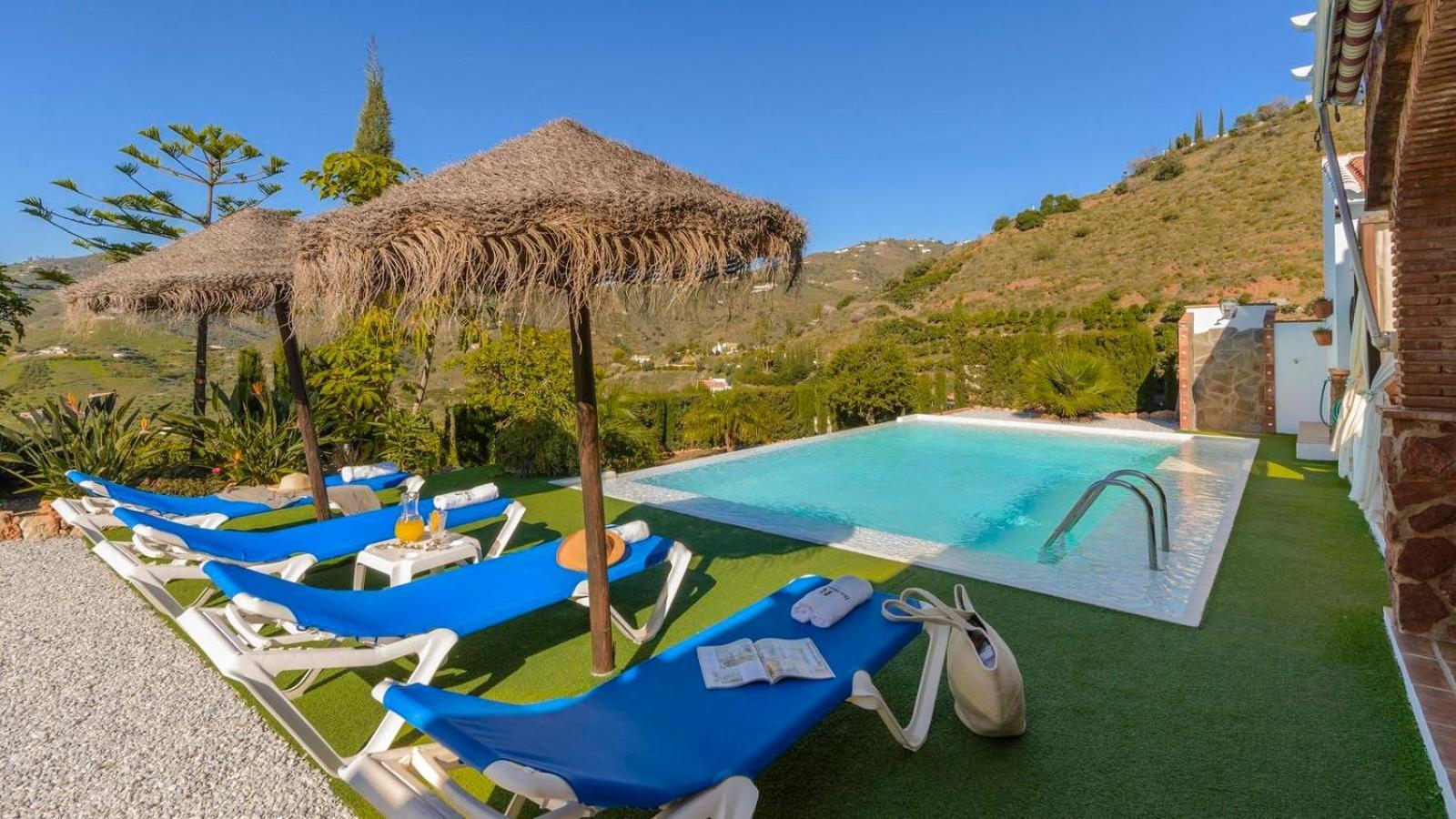 Villa Las Palmeras De Torrox By Ruralidays Buitenkant foto