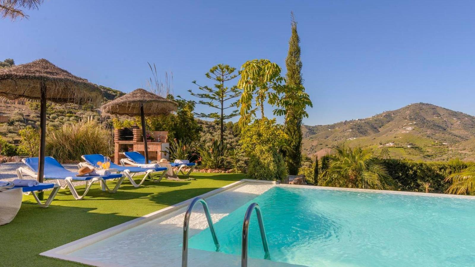 Villa Las Palmeras De Torrox By Ruralidays Buitenkant foto