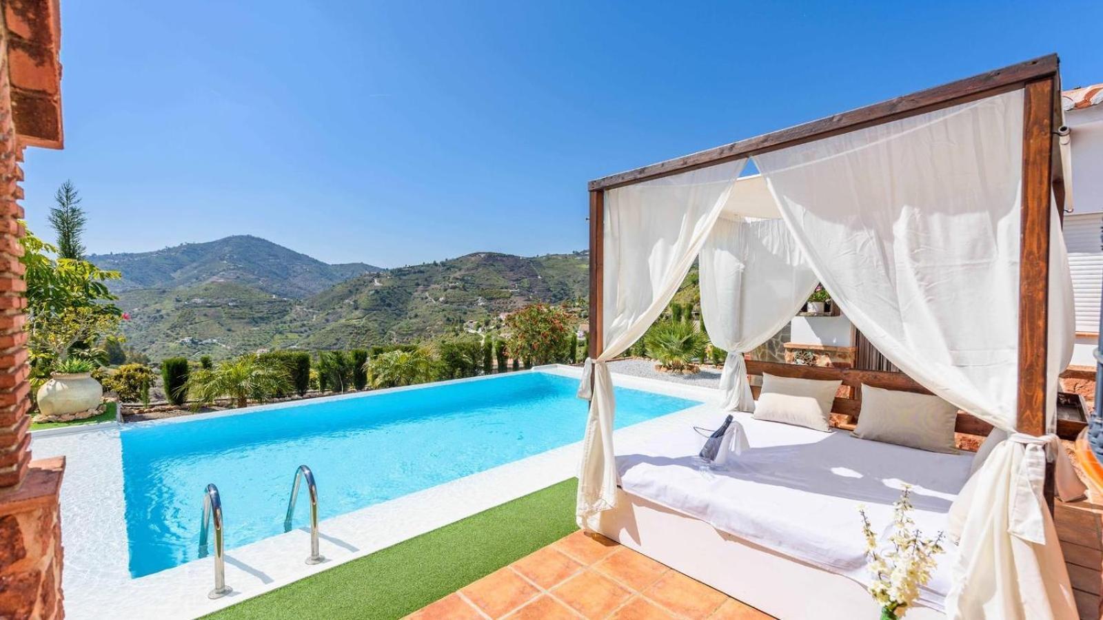 Villa Las Palmeras De Torrox By Ruralidays Buitenkant foto